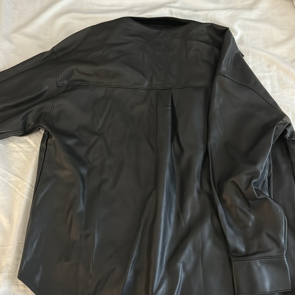 Black Abercrombie oversized leather jacket - Picture 2 of 3